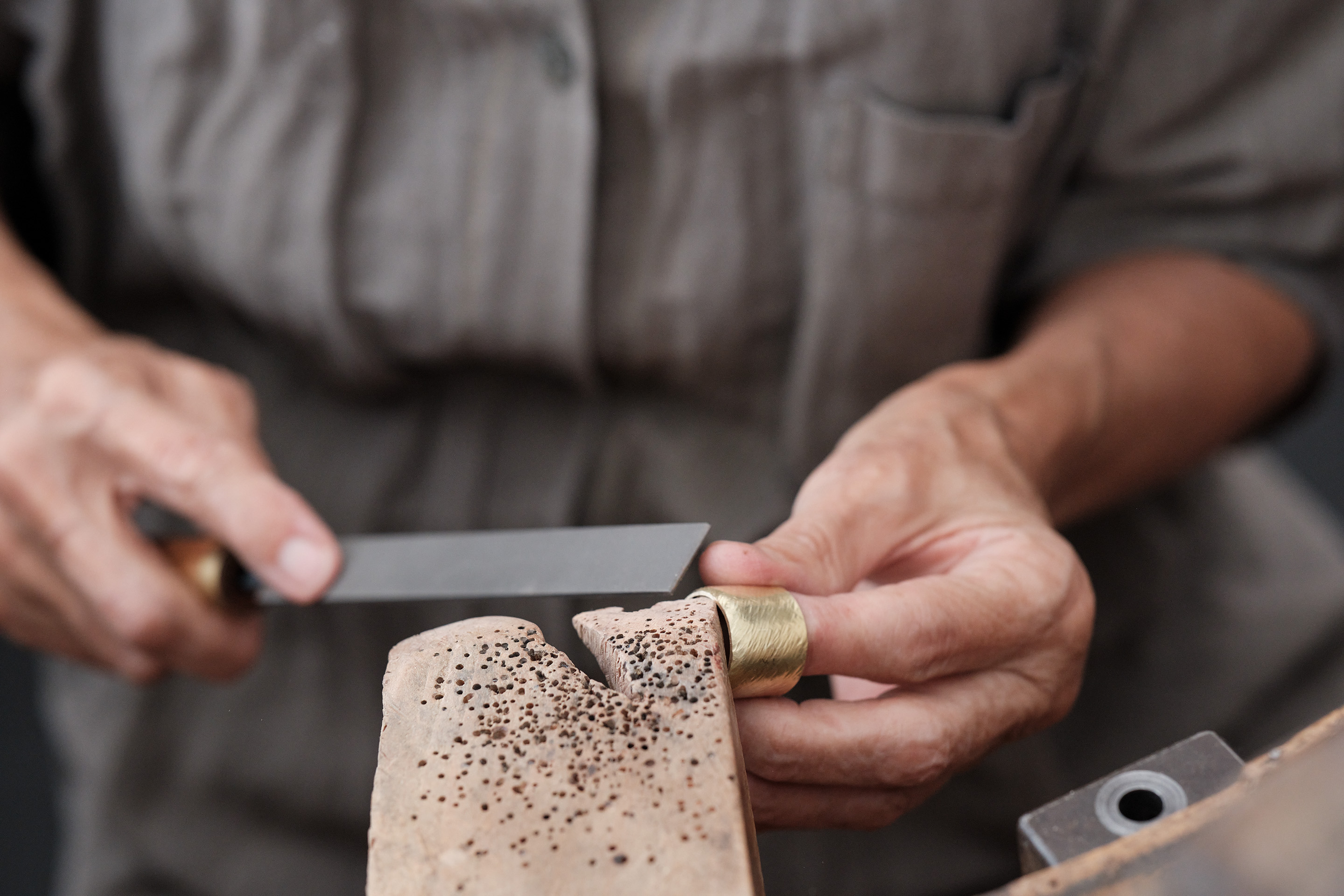 Ahp0067 FXT5 2390 J2560